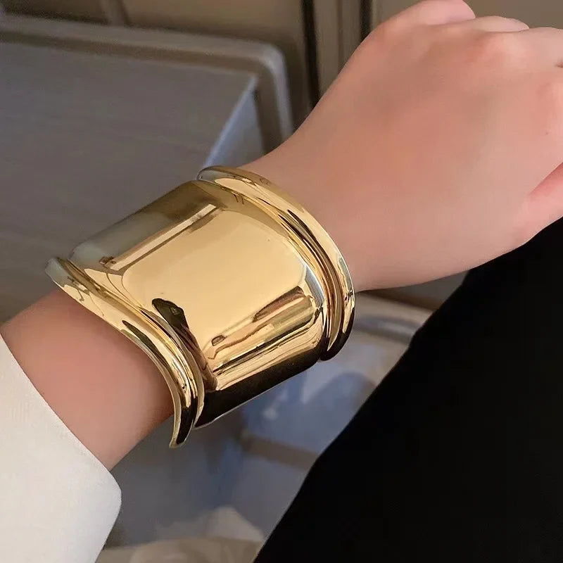 Asymmetry Bracelet