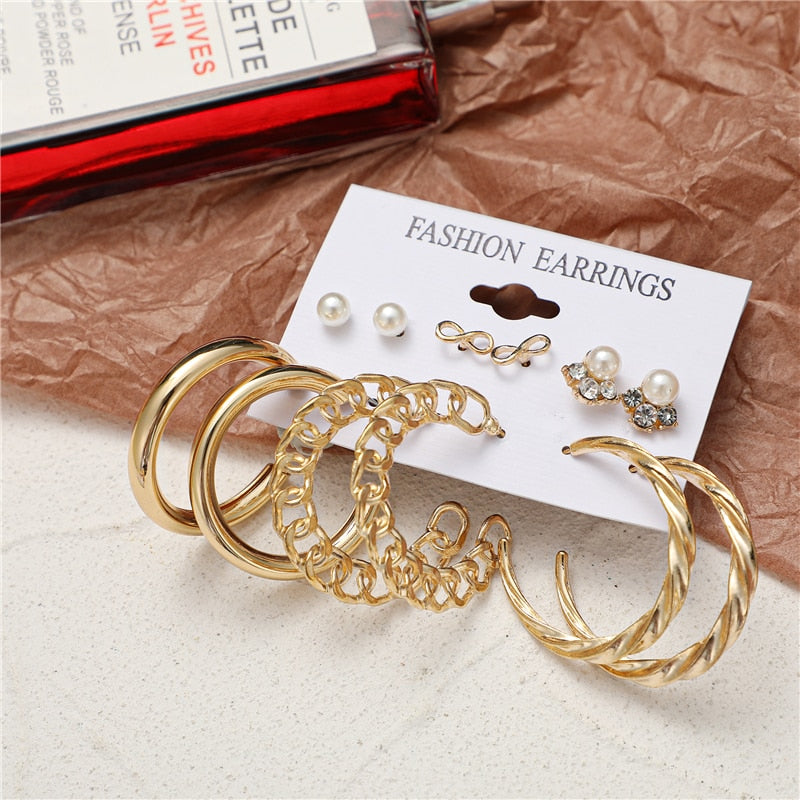 Exquisite Earrings Set