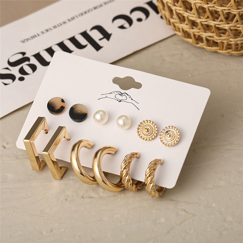 Exquisite Earrings Set