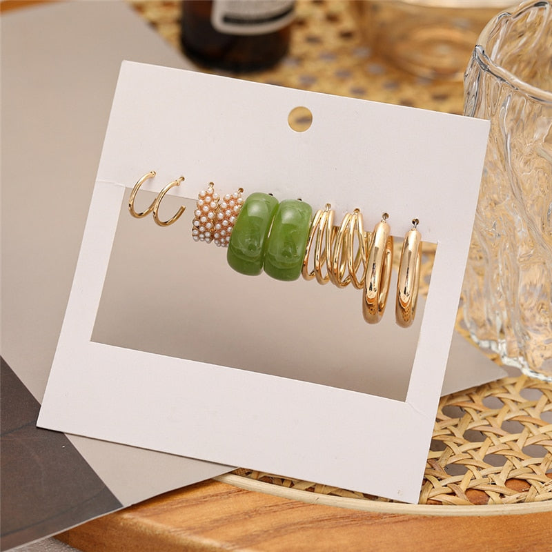 Exquisite Earrings Set