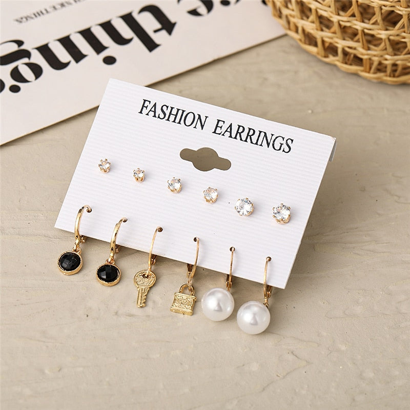 Exquisite Earrings Set