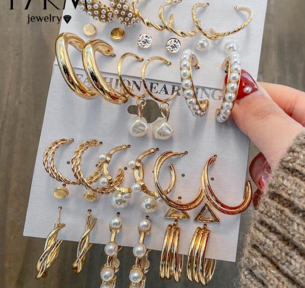 Pearl Earrings Set