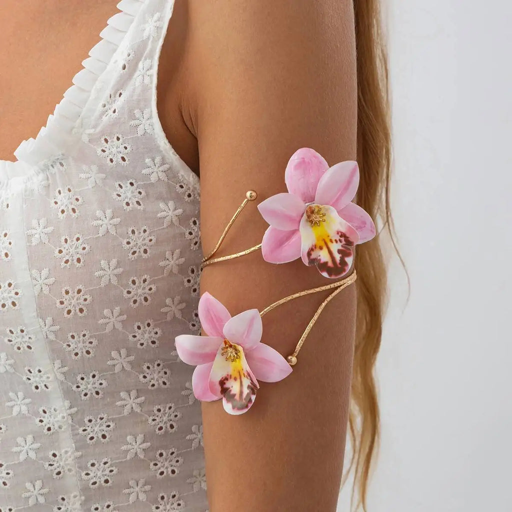 Exquisite Flower Arm Bracelet