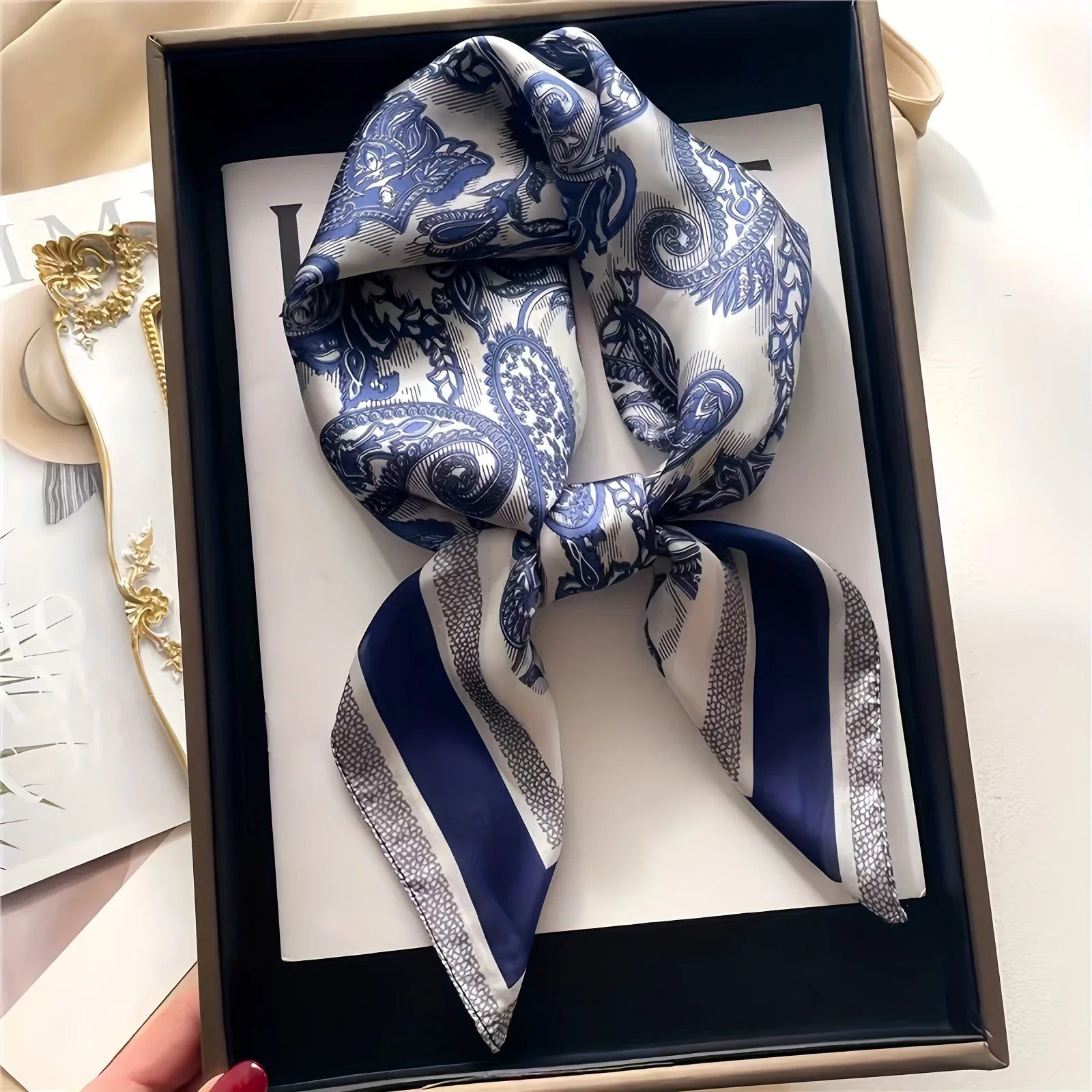 Houndstooth Printed Vintage Headscarf