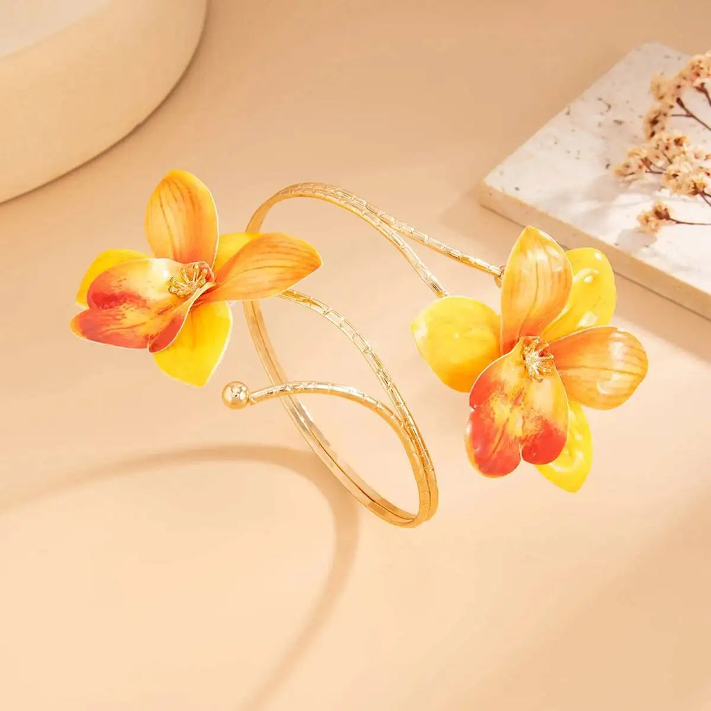Exquisite Flower Arm Bracelet