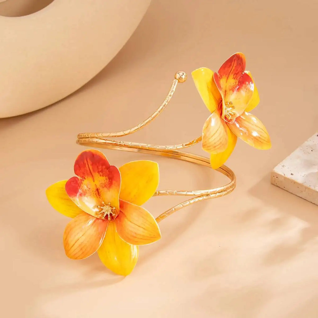 Exquisite Flower Arm Bracelet