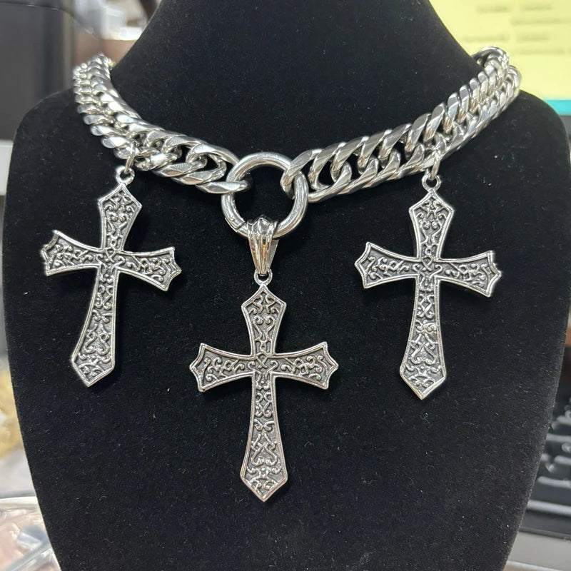 Cross Pendant Choker