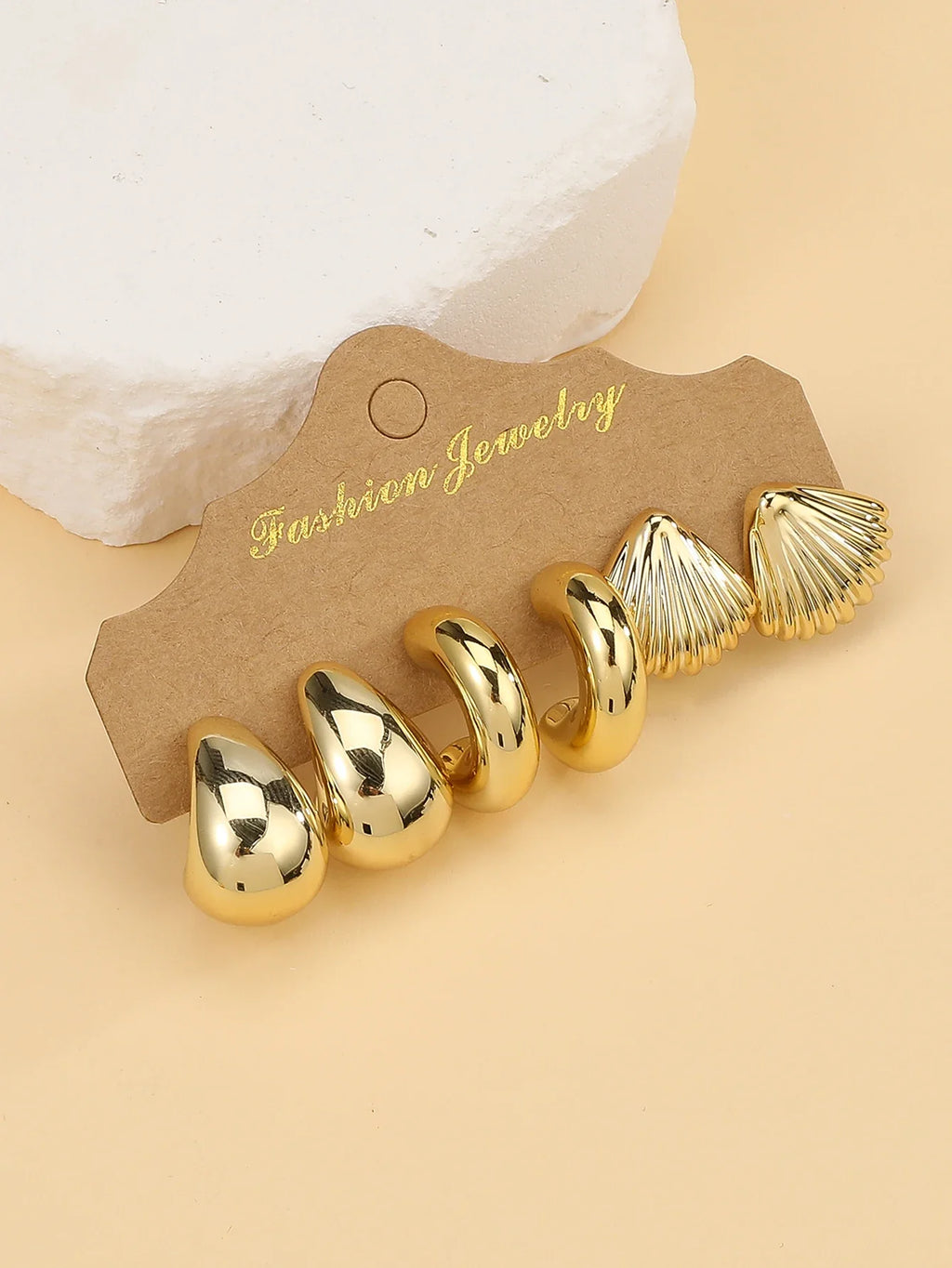 Chic Earrings Set