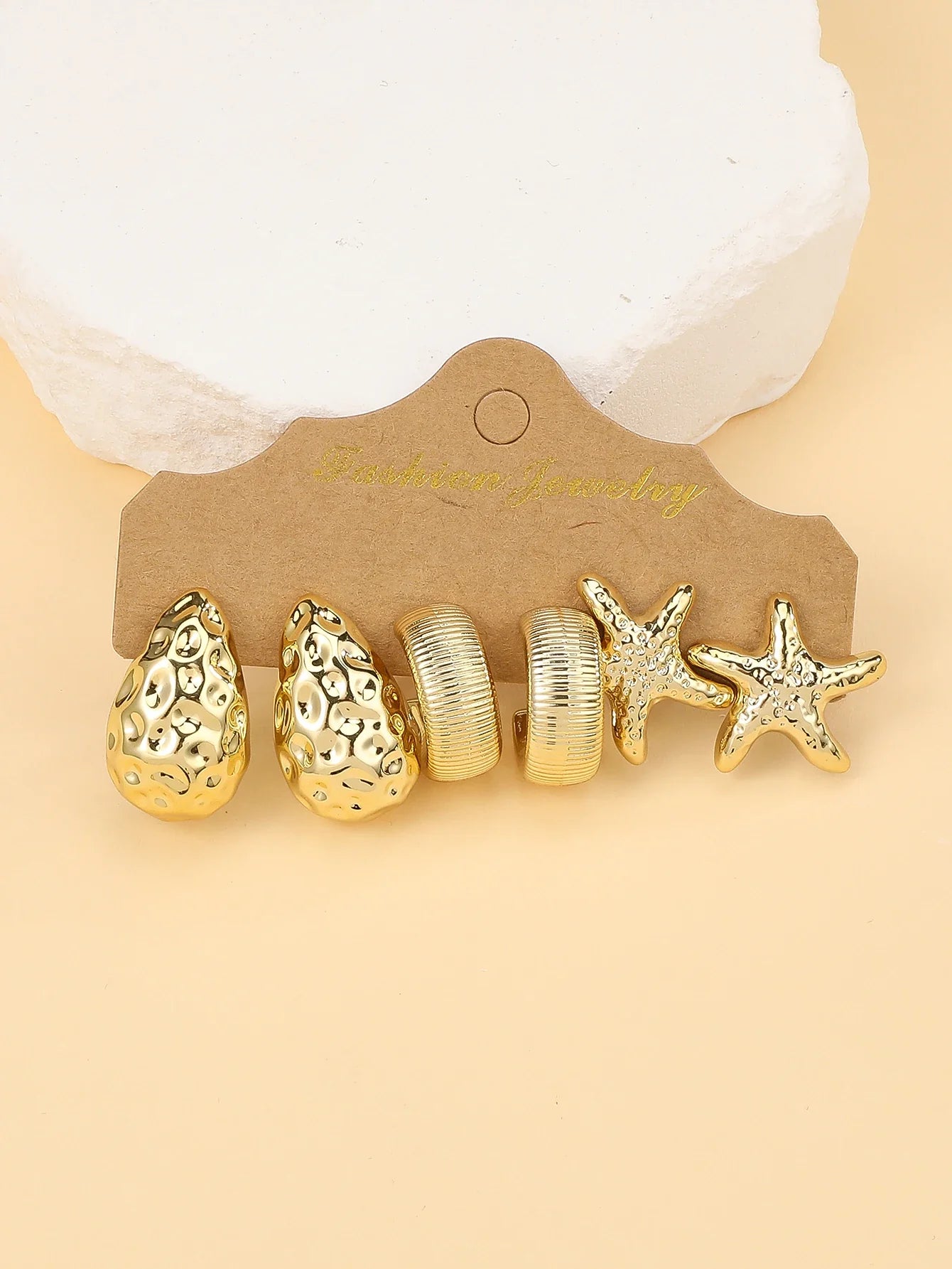 Chic Earrings Set