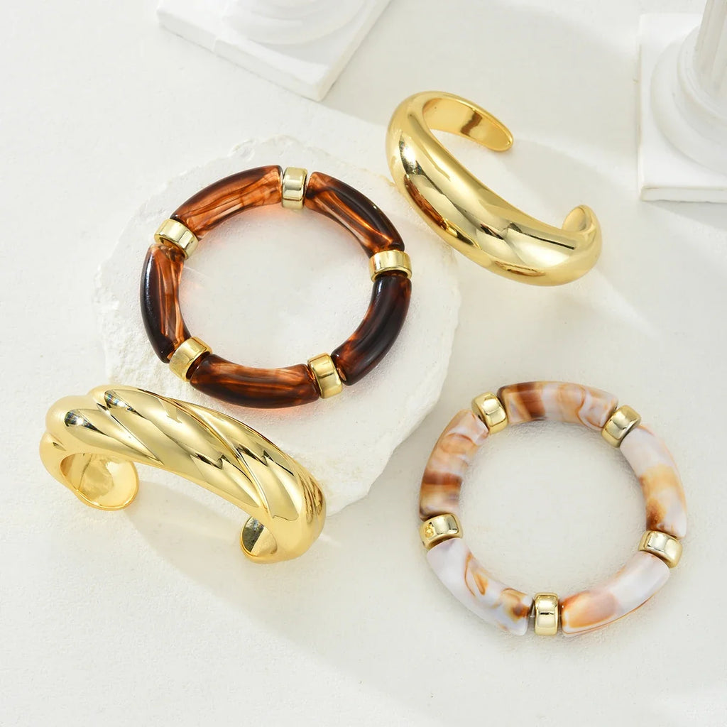 4pcs Vintage Resin Bracelet Set