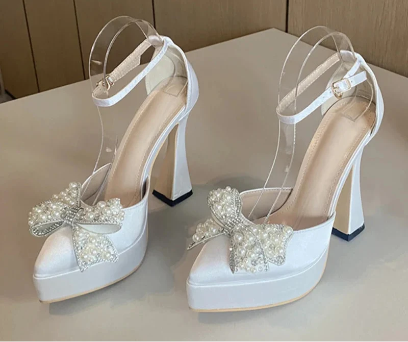 Pearl Butterfly-Knot Pointed Toe Pumps