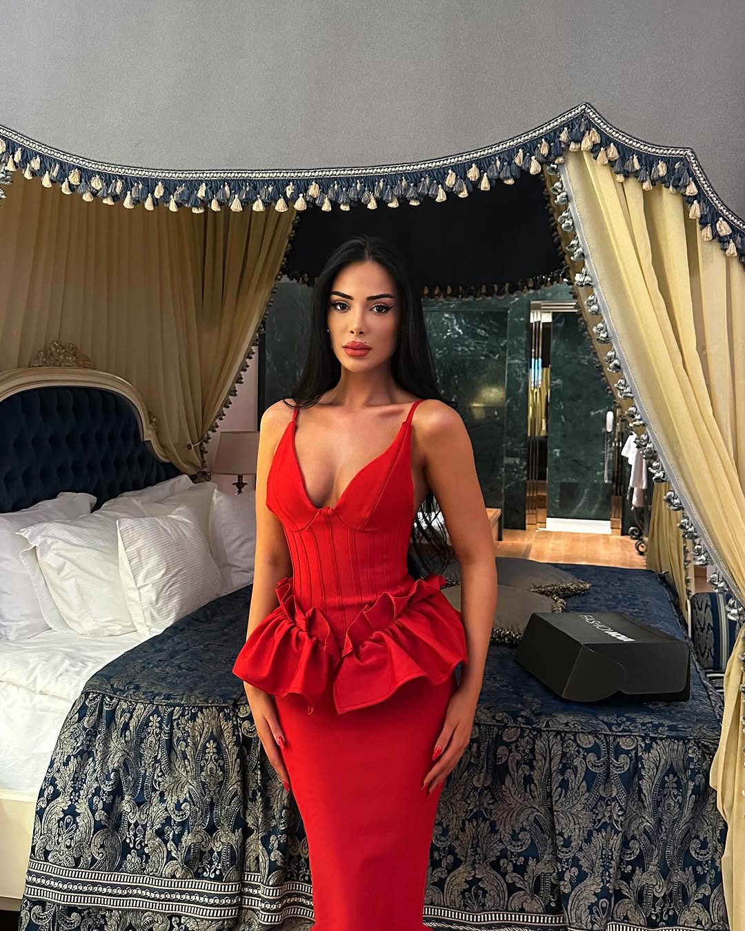 Huda Peplum Bandage Dress