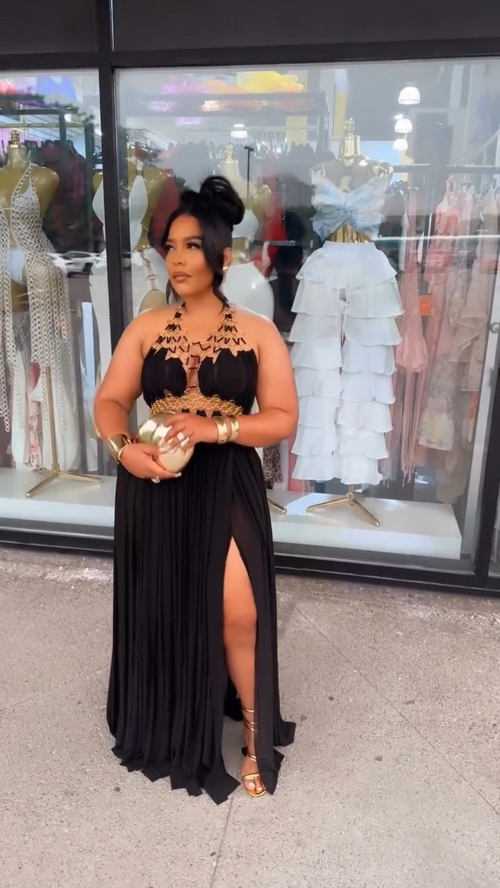 Celena Backless Maxi Dress